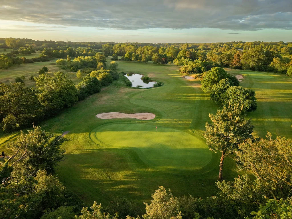 batchworth-park-golf-club-drone-view-fairway